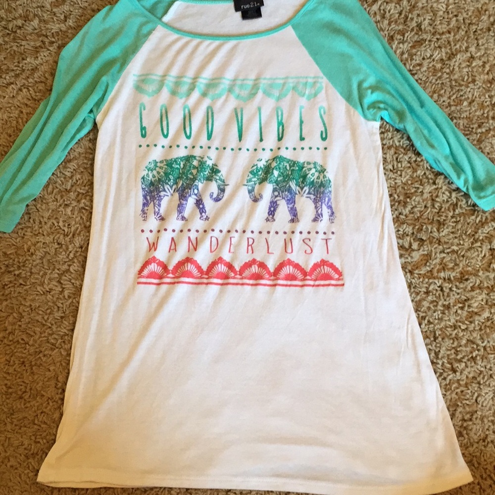 mid sleeve shirt